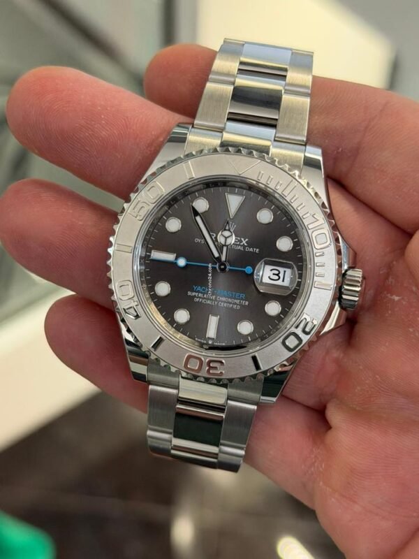 Rolex Yacht-Master 40 Rhodium NUOVO 2026 Italia in platino quadrante ardesia grigio fuul set