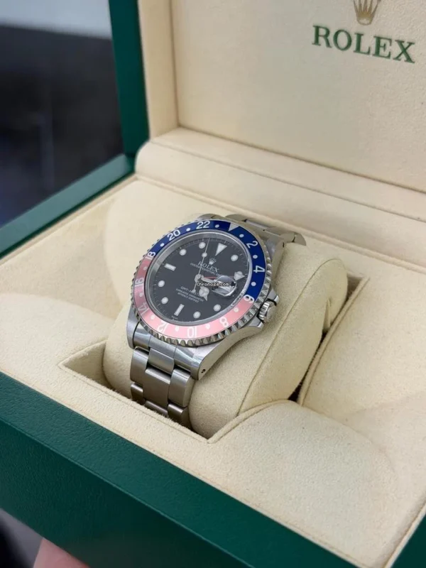 Rolex GMT-Master Pepsi del 1999 Only Swiss full set excellent condition con documenti e scatola