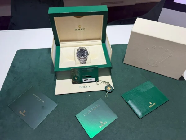 Rolex Datejust 41 41mm nero del 2021 Jubilee full set top condition con documenti e scatola