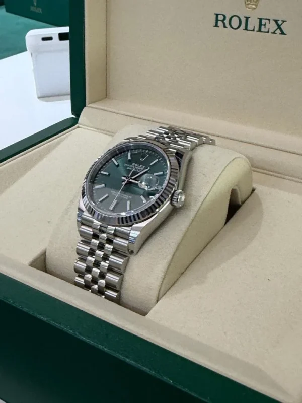 Rolex Datejust 36 Green verde menta NUOVO 2026 jubilee full set con documenti e scatola