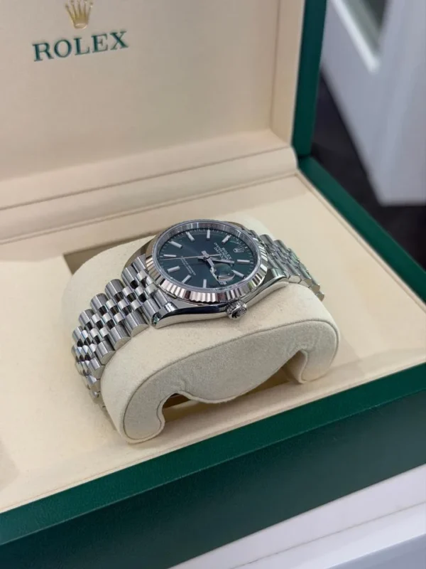 Rolex Datejust 36 Green verde menta NUOVO 2026 jubilee full set con documenti e scatola