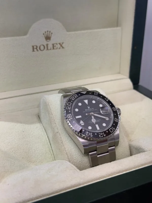 Rolex GMT-Master II ceramica nera del 2014 full set top condition con documenti e scatola