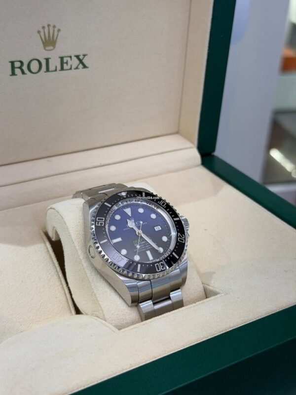 Rolex Sea-Dweller Deepsea D-Blue dial del 2017 Italia James Cameron full set excellent condition