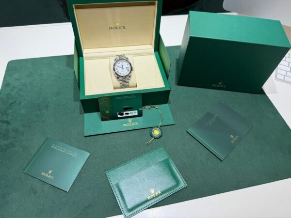 IMG_3642 Rolex Datejust 41 41mm Bianco white NUOVO del 2026 jubilee full set con documenti scatola