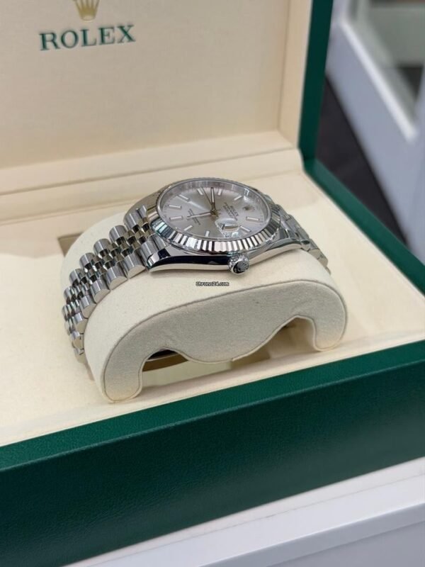 IMG_3649 Rolex Datejust 41 41mm grigio argentè NUOVO del 2026 jubilee full set con documenti scatola