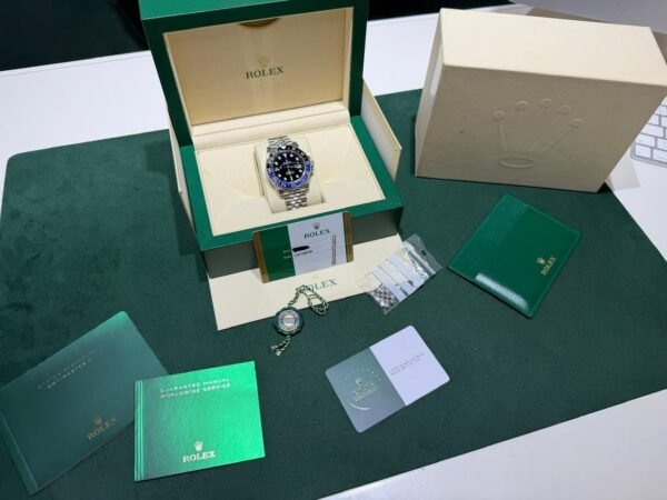 IMG_3658 Rolex GMT-Master II Batman del 2019 jubilee top condition service Rolex fino al 2027 full set