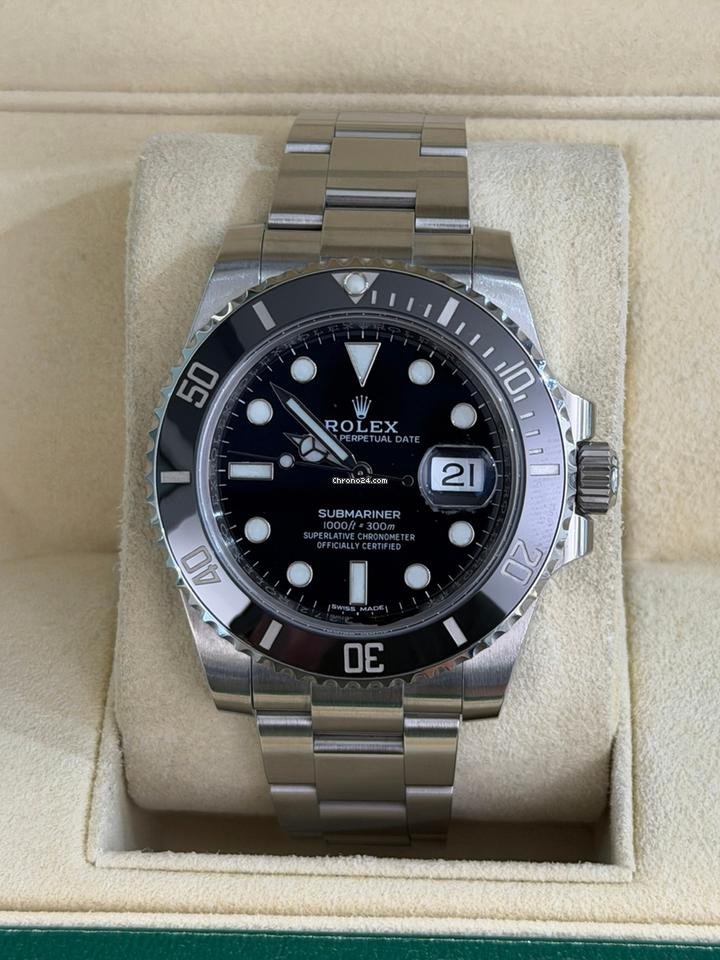 Rolex Submariner Date 40mm del 2017 Italia full set excellent condition con documenti e scatola