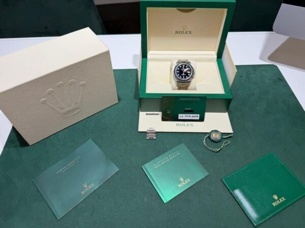 IMG_6632 Rolex Explorer II del 2024 excellent condition nero full set con documenti e scatola Rolex