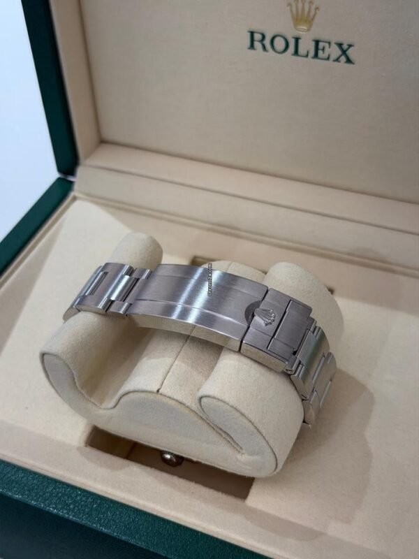 Rolex Submariner Date 41mm NUOVO 2026 Giugno Italia full set con documenti e scatola Rolex