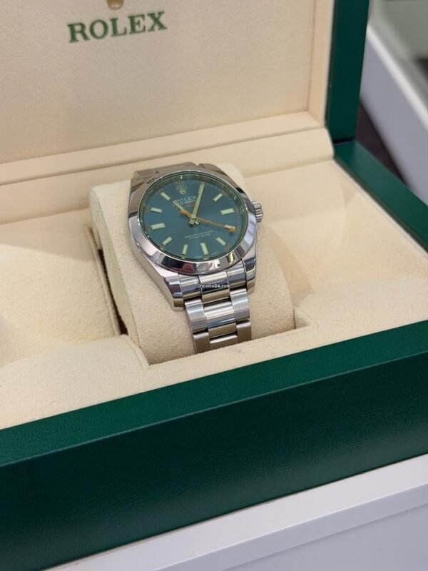 Rolex Milgauss BLU vetro verde del 2019 full set excellent condition con documenti e scatola