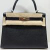 WhatsApp Image 2026-05-20 at 11.02.24 (5) Hermès Kelly 28 sellier veau pellame epsom second hand del 2017 color Noir nero con hardware palladio full set excellent condition