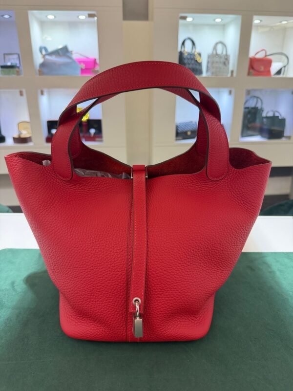 WhatsApp Image 2026-06-10 at 10.21.05 (2) Hermès Picotin Lock 22 nuova Rouge vermillon taurillon clemence