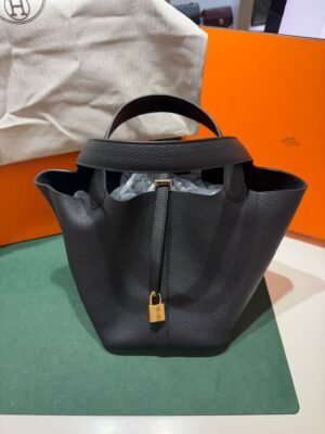 Hermès Picotin Lock 22  nuova Noir del 2025