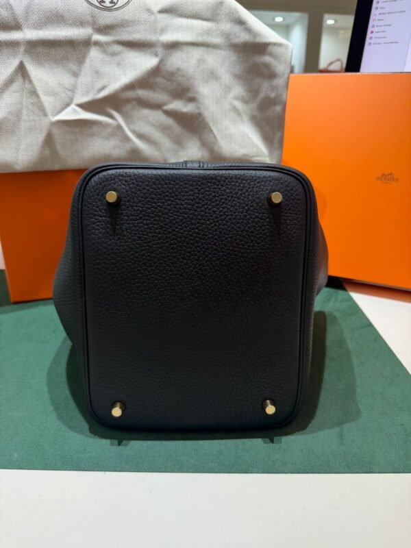 WhatsApp Image 2026-06-10 at 10.21.54 Hermès Picotin Lock 22 nuova Noir del 2025