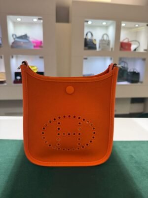 Hermès Evelyne 16 orange del 2024