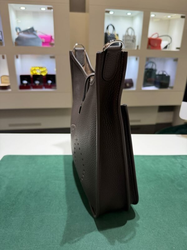 Hermès Evelyne III 29 color ebene del 2024