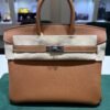WhatsApp Image 2026-06-10 at 10.41.59 (1) Hermès Birkin 25 retourne veau togo colore GOLD
