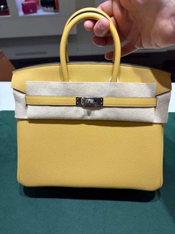 Hermès Birkin 25 retourne veau togo colore paille( giallo ) stampa G NUOVA 2026 Giugno hardware palladio full set con scontrino ufficiale Hermès