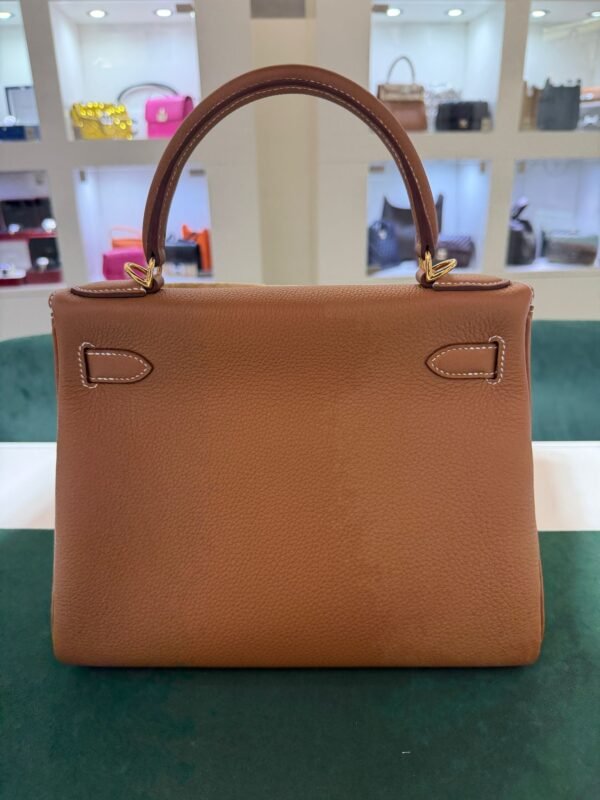 Herm&egrave;s Kelly 28 retourne NUOVA 2026 seriale G color gold (marrone) pellame Togo con hardware dorato