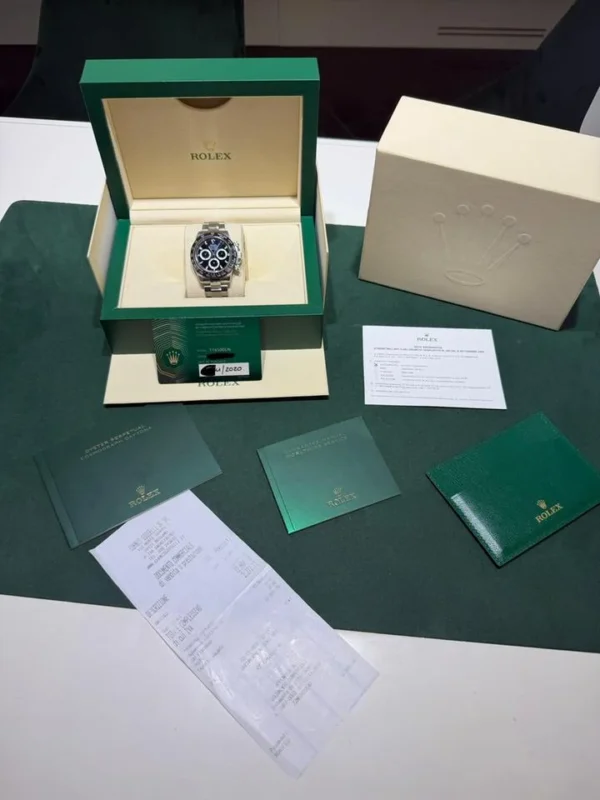 IMG_3401 Rolex Daytona ceramica nero del 2020 Italia card verde full set top condition con documenti