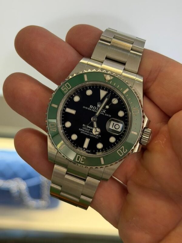 Rolex Submariner Date Starbucks del 2022 Italia full set excellent condition con documenti