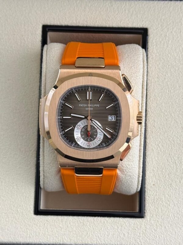 Patek Philippe Nautilus rose gold del 2014 full set excellent condition con documenti e scatola Patek
