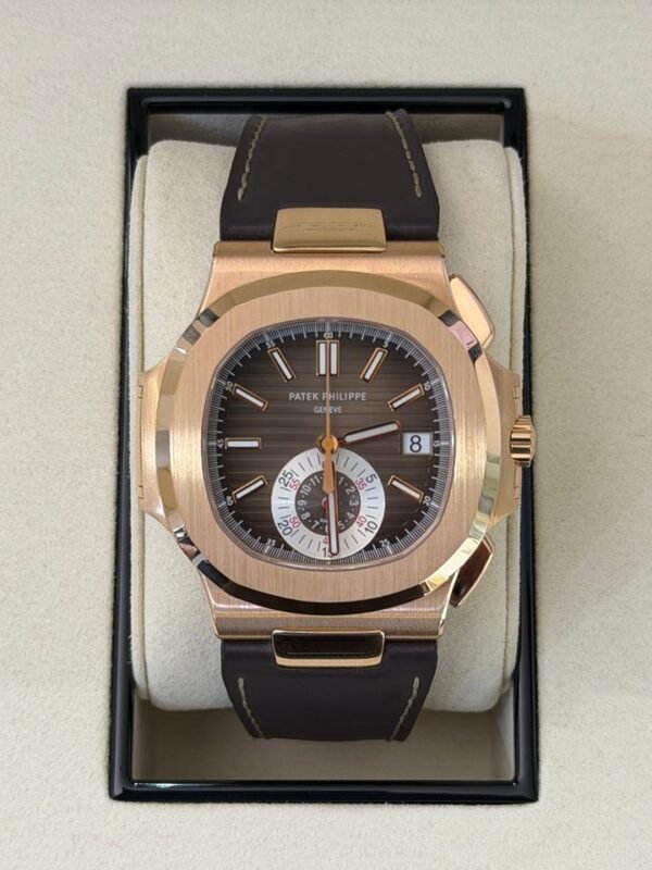 Patek Philippe Nautilus rose gold del 2014 full set excellent condition con documenti e scatola Patek