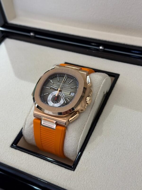 Patek Philippe Nautilus rose gold del 2014 full set excellent condition con documenti e scatola Patek
