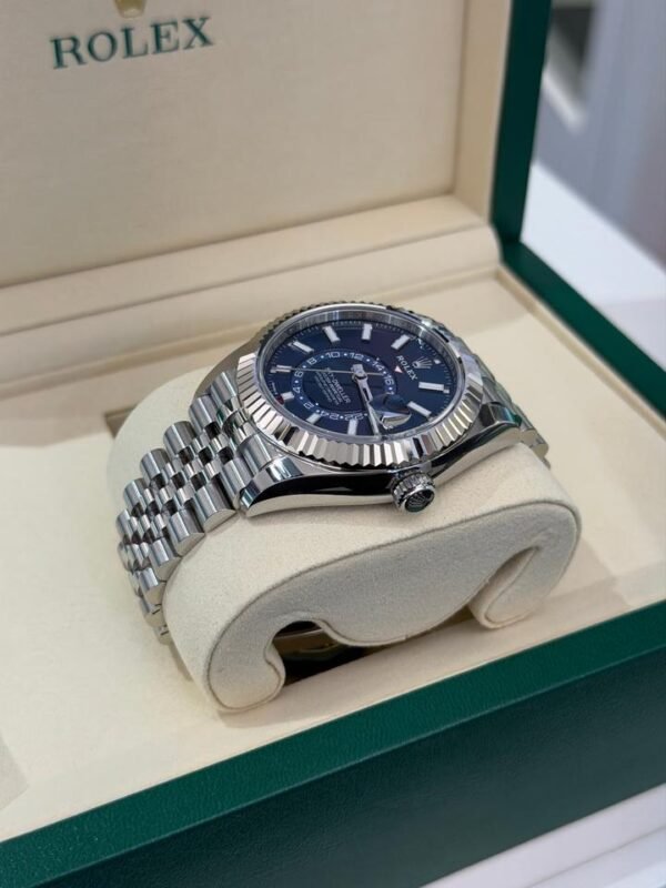 IMG_4219 Rolex Sky-Dweller Blu NUOVO 2026 Italia Jubilee full set con documenti e scatola Rolex
