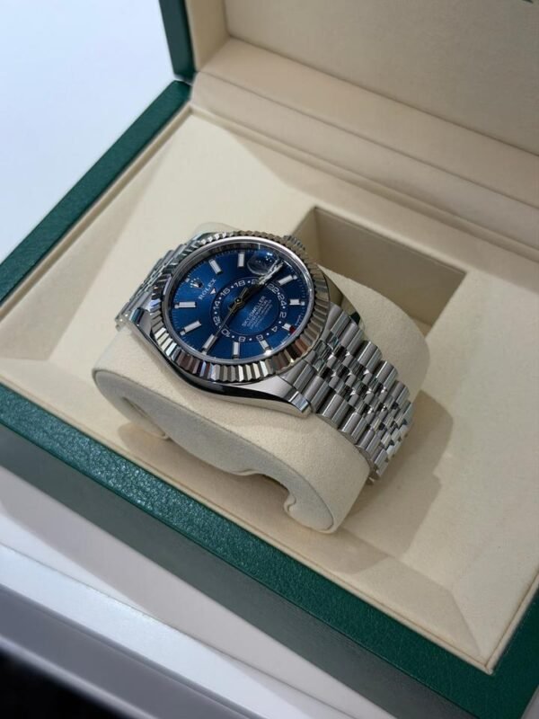 IMG_4220 Rolex Sky-Dweller Blu NUOVO 2026 Italia Jubilee full set con documenti e scatola Rolex
