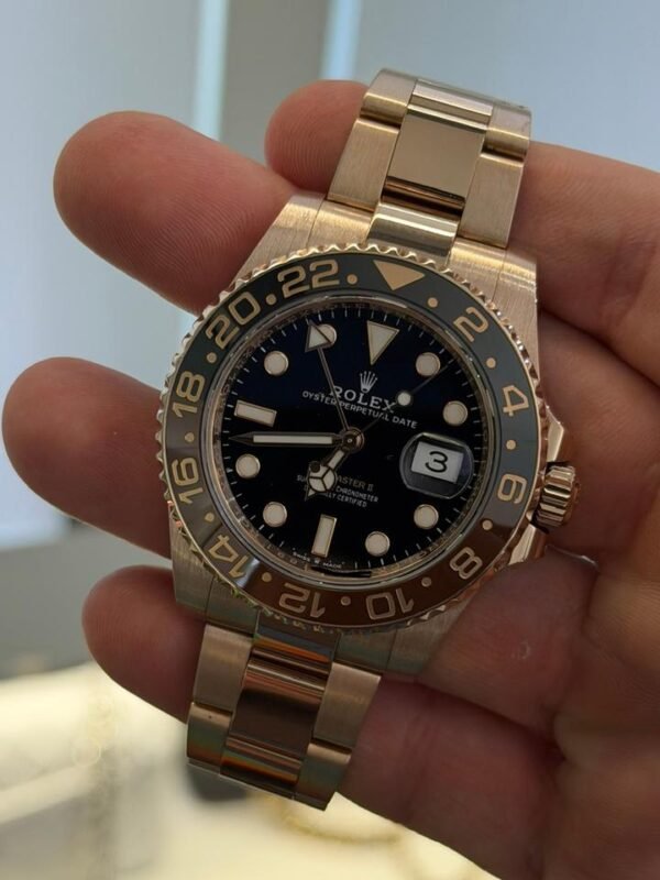 Rolex GMT-Master II rose gold del 2024 Italia full set excellent condition con documenti scatola