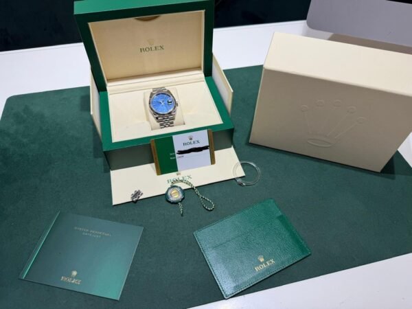 Rolex Datejust 41 Blu del 2019 Jubilee full set top condition con documenti e scatola Rolex