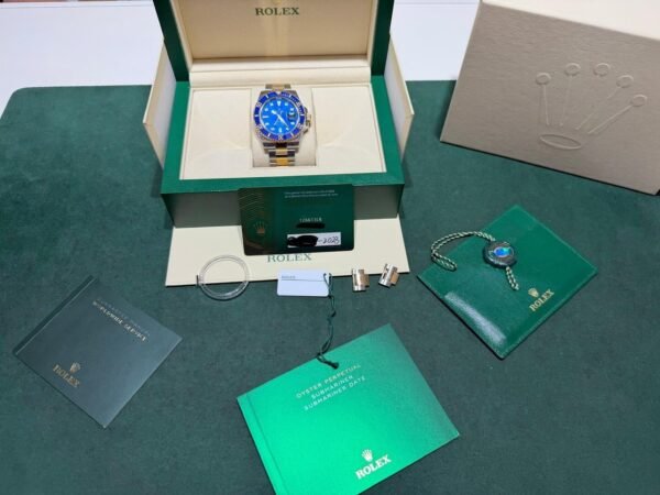 IMG_4273 Rolex Submariner Date blu del 2023 Italia acciaio oro full set excellent condition con documenti