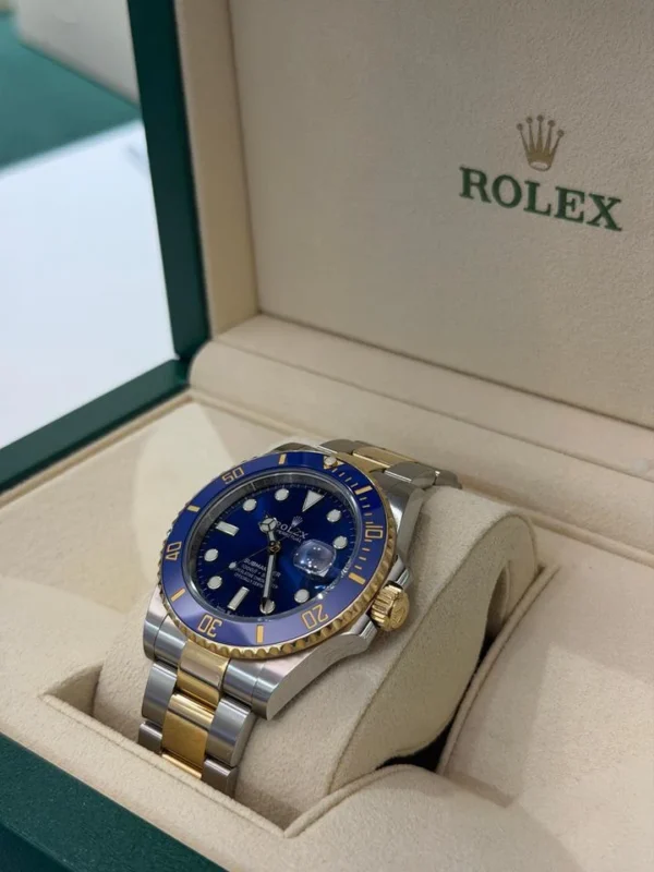 IMG_4274 Rolex Submariner Date blu del 2023 Italia acciaio oro full set excellent condition con documenti