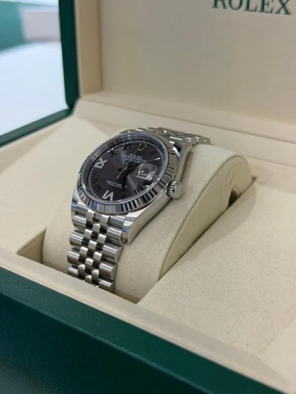 Rolex Datejust 36 NUOVO Jubilee 2026 quadrante Dark grey con diamanti ore 6 e 9 full set