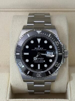 IMG_6159 Rolex Submariner Date 41mm del 2022 Italia full set excellent condition con documenti e scatola