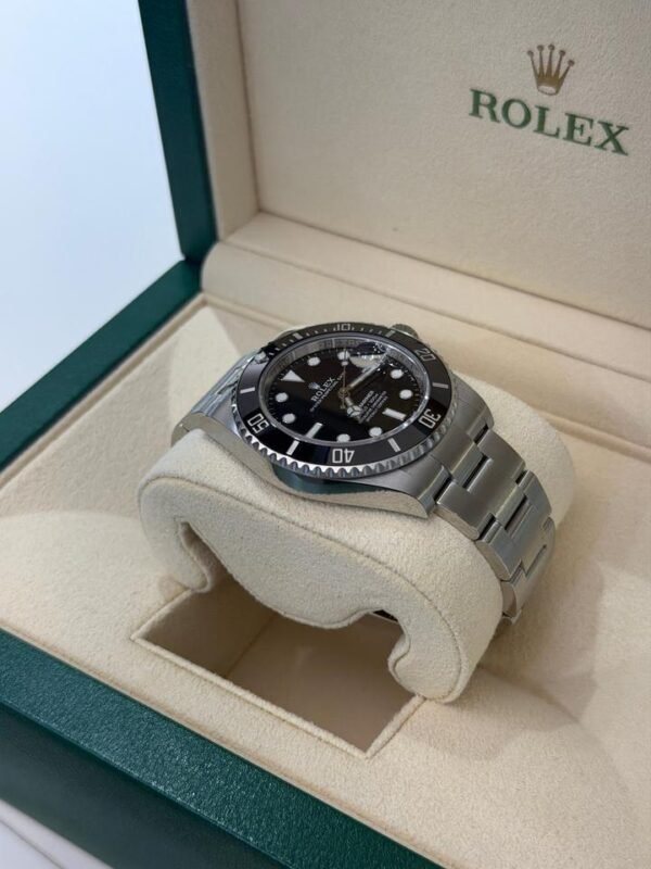 Rolex Submariner Date 41mm del 2022 Italia full set excellent condition con documenti e scatola