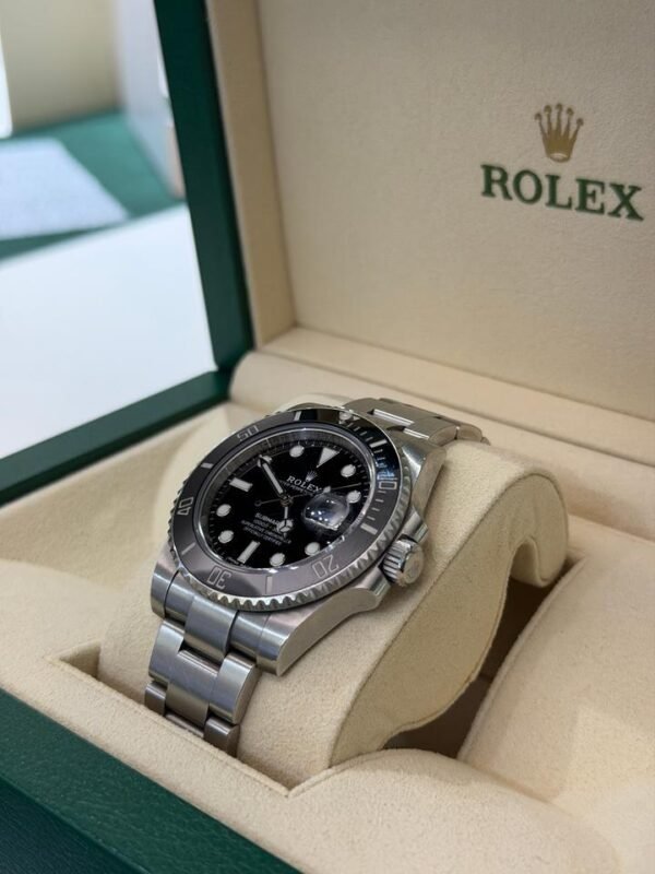 Rolex Submariner Date 40mm del 2020 Italia full set top condition con documenti e scatola Rolex