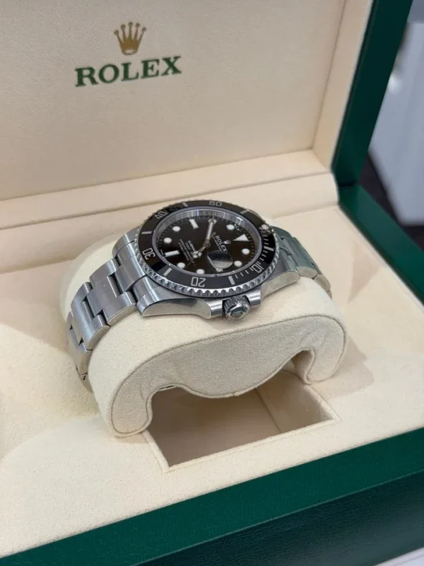Rolex Submariner Date 40mm del 2020 Italia full set top condition con documenti e scatola Rolex