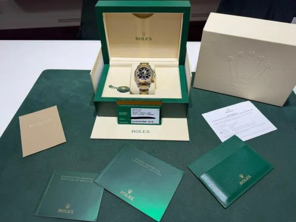 Rolex Daytona Cosmograph acciaio oro del 2019 Italia full set excellent condition con documenti