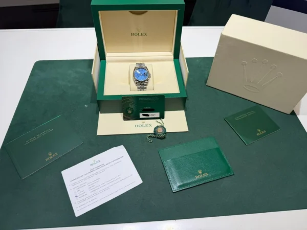 Rolex Datejust 36 mm Blu del 2021 full set top condition con documenti e scatola Rolex