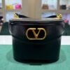 WhatsApp Image 2026-07-01 at 17.17.47 Valentino Garavani Mini Crossbody Bag VLogo Moon secchiello excellent condition con tracolla hardware dorato.