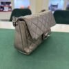 WhatsApp Image 2026-07-01 at 17.18.28 (1) Chanel Classic Flap Mini rectangular 20 – Caviar Metallizzato Grigio Scuro – Hardware Ruthenium del 2017