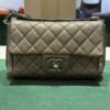 WhatsApp Image 2026-07-01 at 17.18.29 (1) Chanel Classic Flap Mini rectangular 20 – Caviar Metallizzato Grigio Scuro – Hardware Ruthenium del 2017