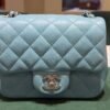 Chanel Classic Flap Mini 17 – Lambskin Bleu Clair carta da zucchero – Hardware Argento