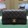 Modello: Chanel Classic Flap Mini Rectangular nera del 2024 hardware