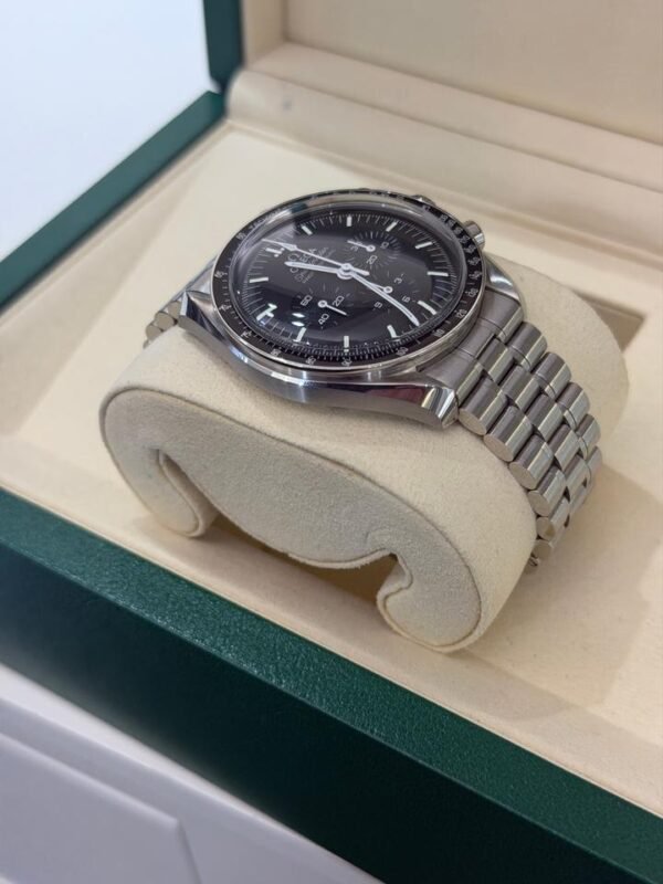 Omega Speedmaster Professional Moonwatch 42mm co-axial del 2026 excellent condition con documenti