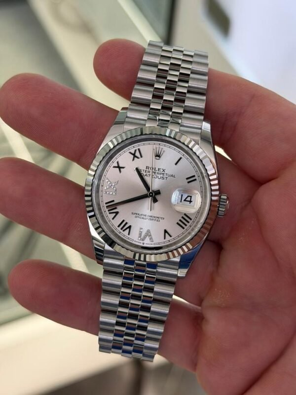 IMG_1041 Rolex Datejust 36 NUOVO Jubilee 2026 quadrante argenté argento con diamanti ore 6 e 9 full set