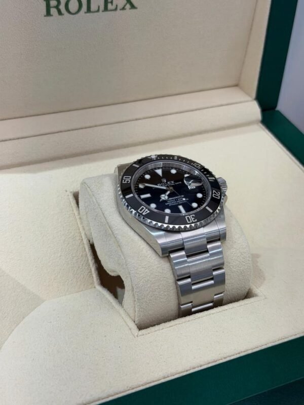 Rolex Submariner Date 41mm NUOVO 2026 Luglio Italia full set con documenti e scatola Rolex