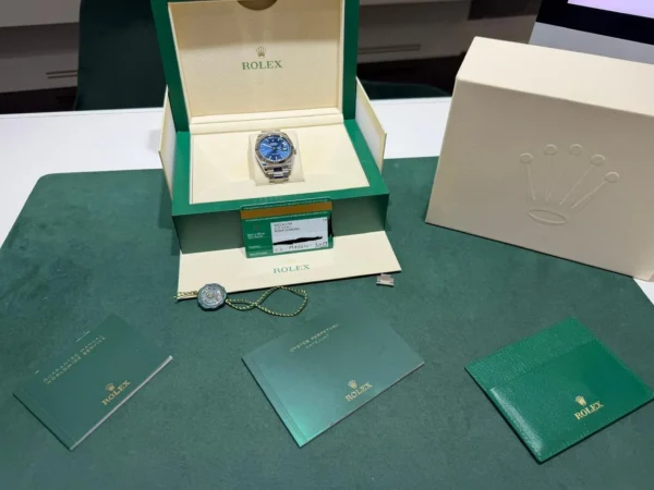Rolex Datejust 41 Blu del 2019 Oyster full set top condition con documenti e scatola Rolex